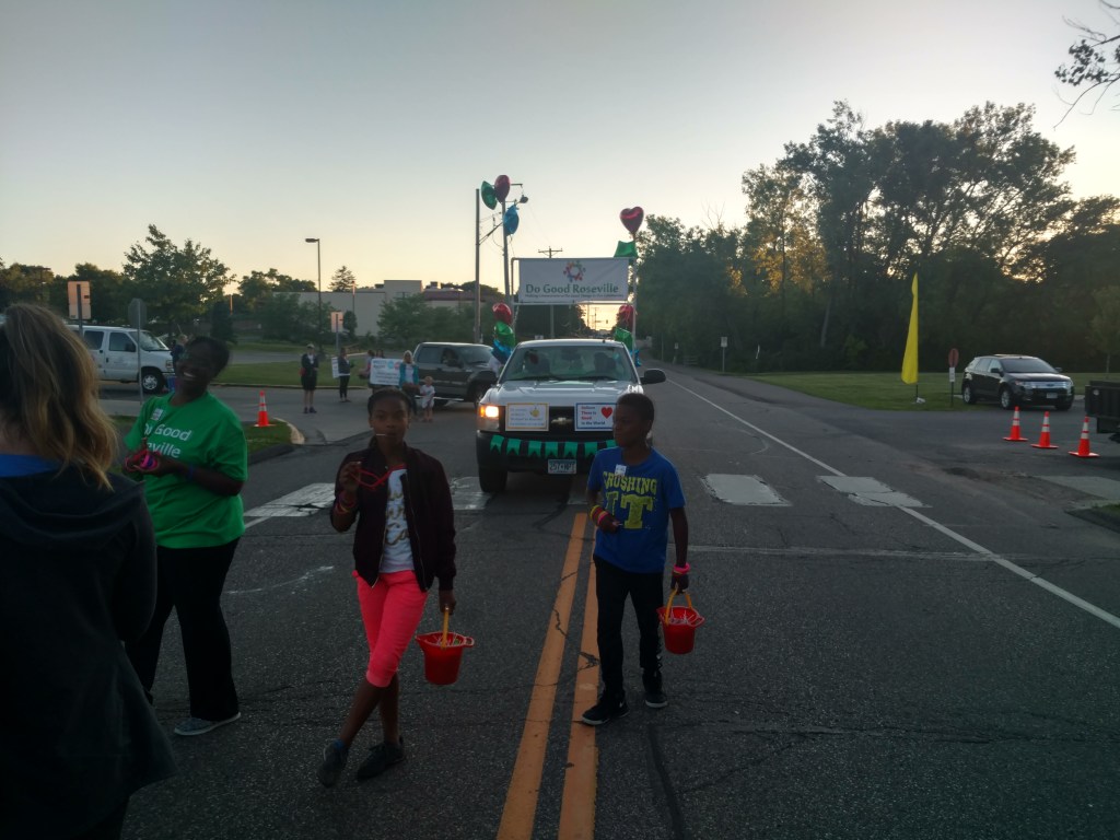 Rose Parade Do Good Roseville